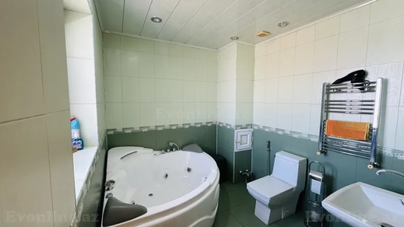 Satılır 4 otaqlı Mənzil Yeni tikili 175 m² Nəsimi r. - şəkil 12
