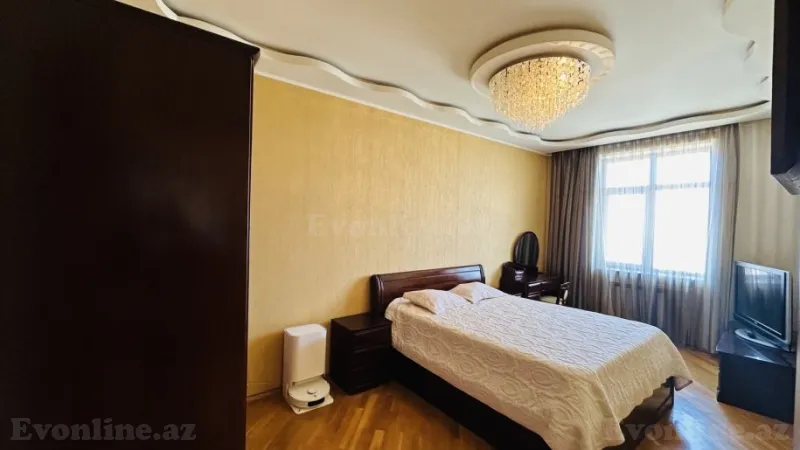 Satılır 4 otaqlı Mənzil Yeni tikili 175 m² Nəsimi r. - şəkil 23