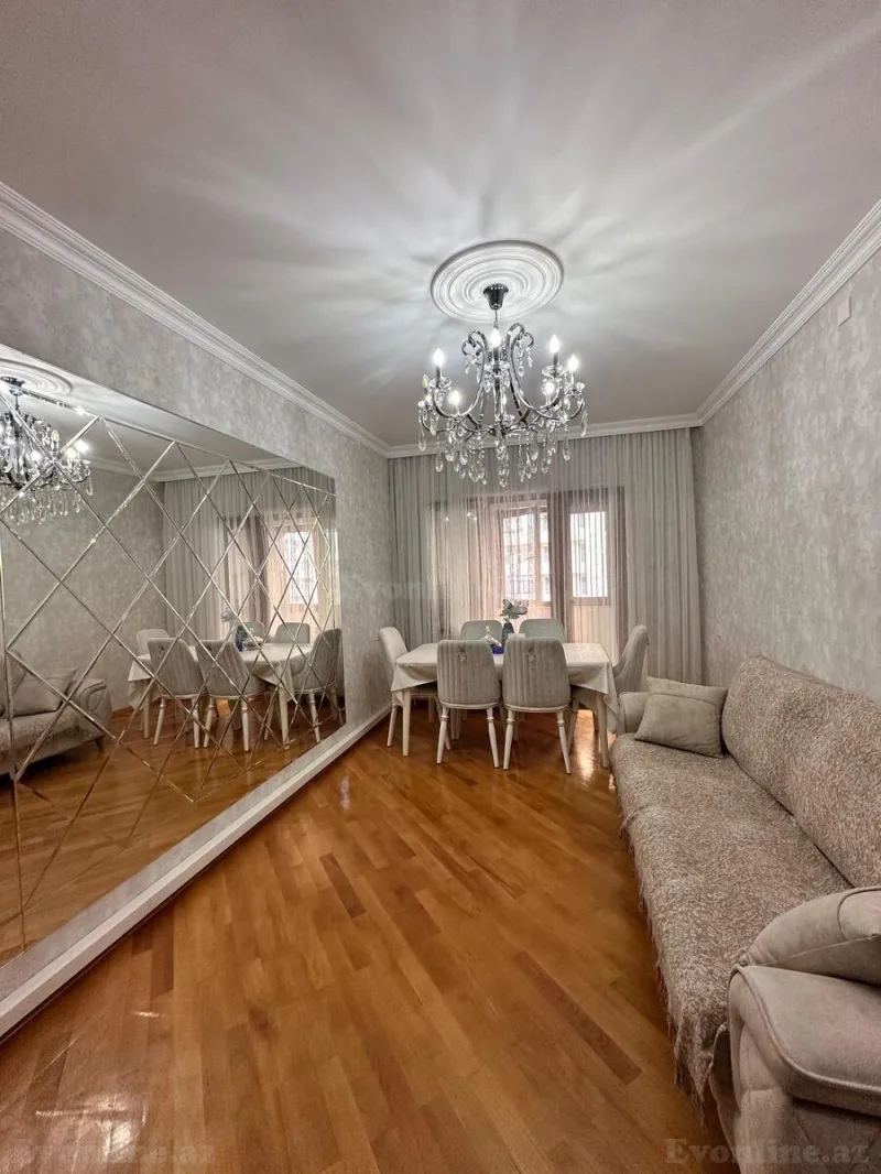 3 otaqlı Mənzil 80 m² 4-cü mikrorayon Satılır