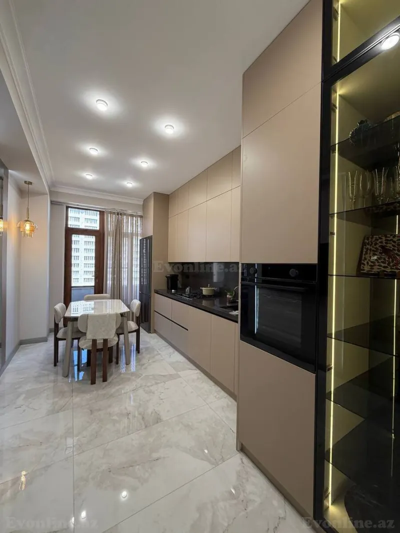 Satılır 4 otaqlı Mənzil Yeni tikili 174 m² Xətai m. - şəkil 6