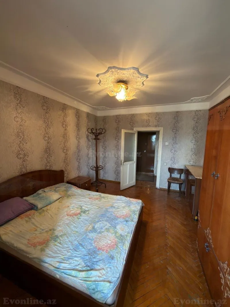 Satılır 2 otaqlı Mənzil Köhnə tikili 60 m² Xalqlar Dostluğu m. - şəkil 5