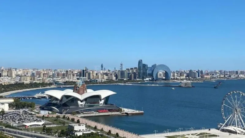 4 otaqlı Mənzil 303 m² Səbail r. Satılır