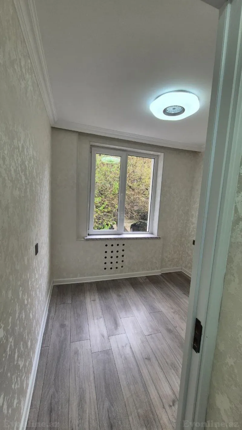 Satılır 2 otaqlı Mənzil Köhnə tikili 40 m² İnşaatçılar m. - şəkil 3