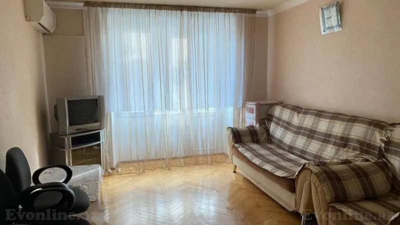 Satılır 1 otaqlı Mənzil Köhnə tikili 35 m² Elmlər Akademiyası m.