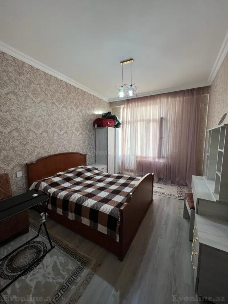 3 otaqlı Mənzil 85 m² 28 May m. Satılır