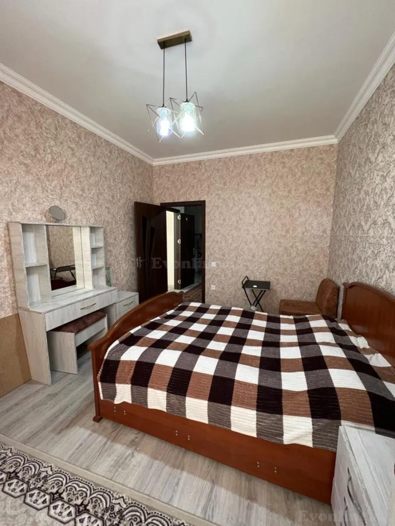 Satılır 3 otaqlı Mənzil Yeni tikili 85 m² 28 May m. - şəkil 2