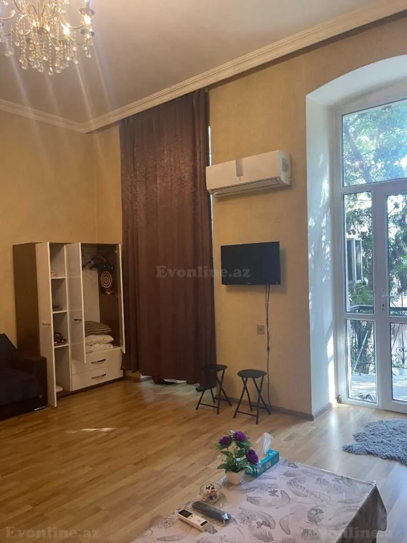 Kirayə verilir 2 otaqlı Mənzil Köhnə tikili 70 m² İçərişəhər m. - şəkil 4