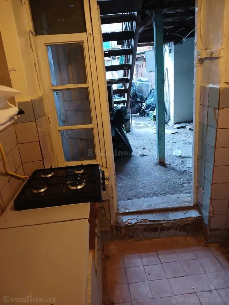 Kirayə verilir 1 otaqlı Mənzil Köhnə tikili 14 m² Nizami m. - şəkil 4