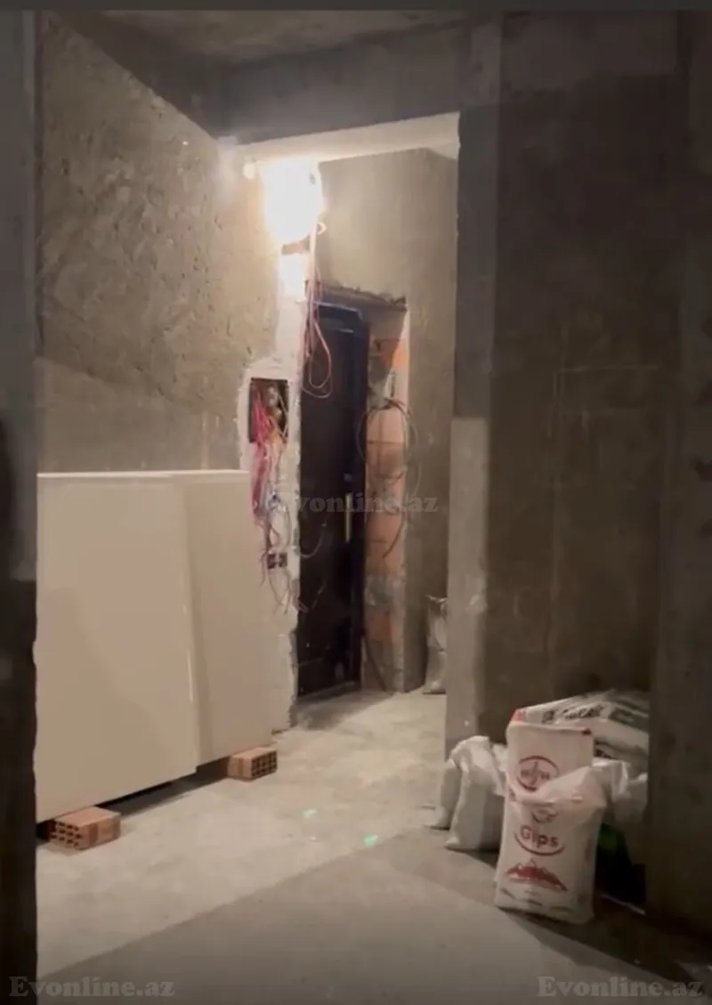 Satılır 2 otaqlı Mənzil Yeni tikili 110 m² Elmlər Akademiyası m. - şəkil 3