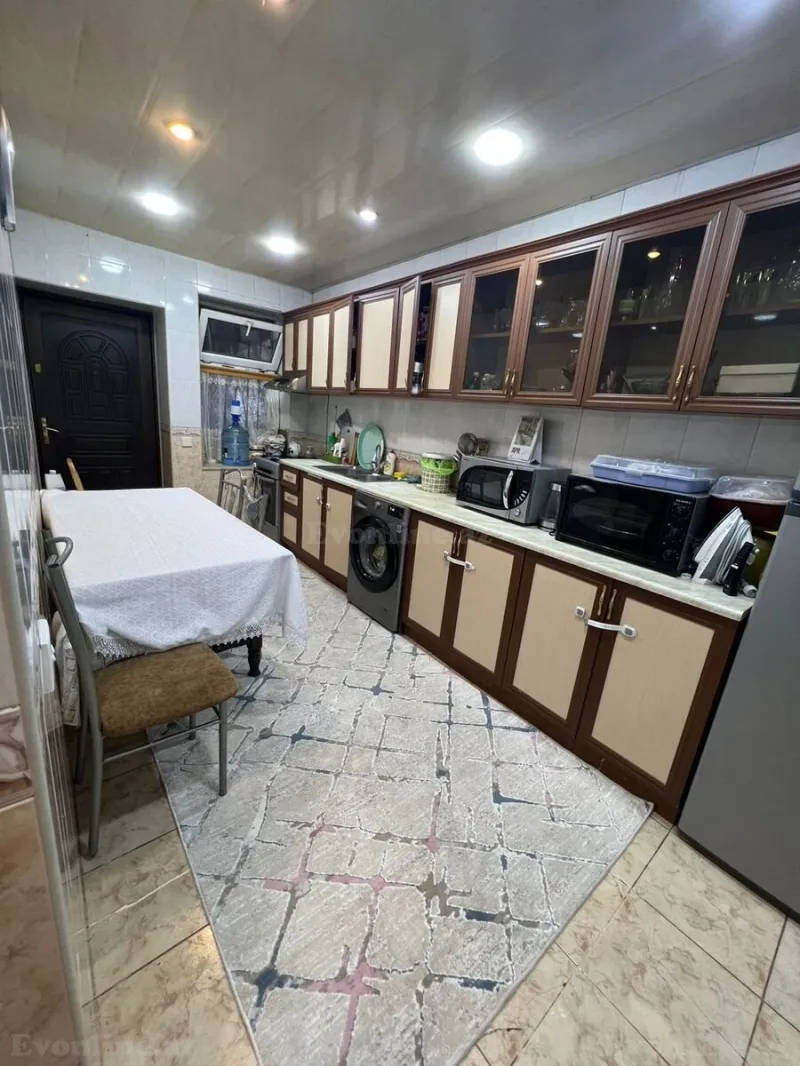 Satılır 4 otaqlı Mənzil Köhnə tikili 111 m² Sabunçu r. - şəkil 16