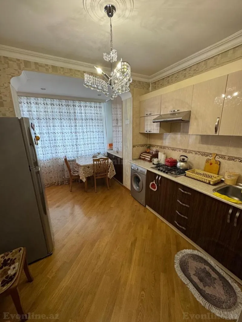 Satılır 2 otaqlı Mənzil Köhnə tikili 60 m² 8-ci mikrorayon - şəkil 3