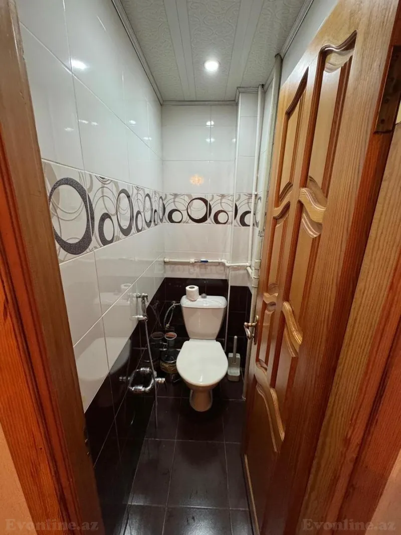 Satılır 2 otaqlı Mənzil Köhnə tikili 60 m² 8-ci mikrorayon - şəkil 6