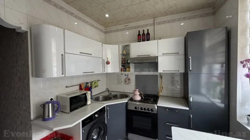 Satılır 3 otaqlı Mənzil Köhnə tikili 85 m² Xətai m. - şəkil 16