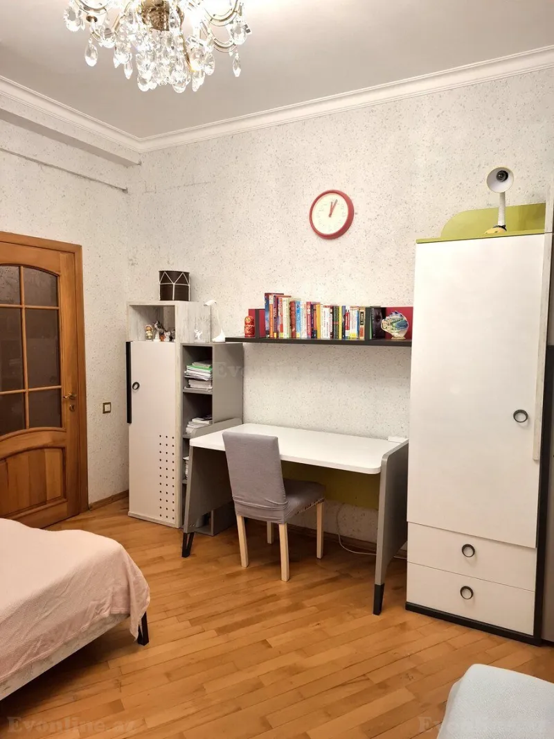 Satılır 4 otaqlı Mənzil Yeni tikili 185 m² Həzi Aslanov m. - şəkil 9