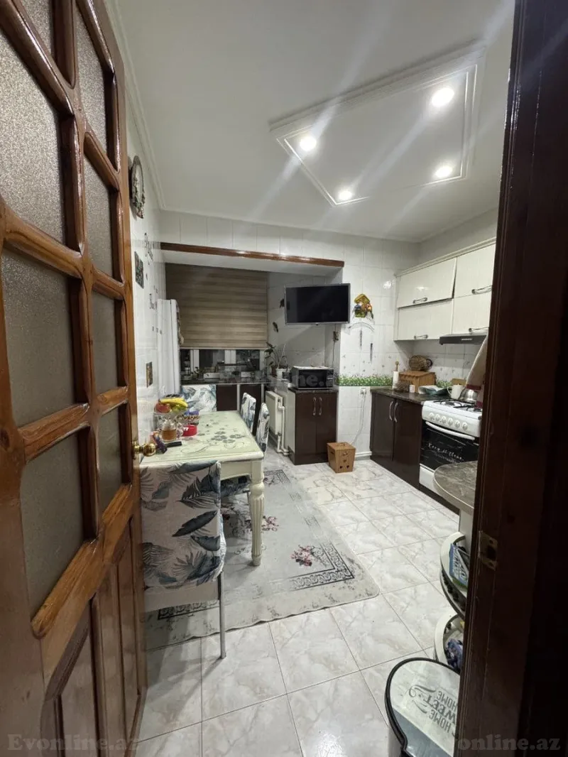 Satılır 4 otaqlı Mənzil Köhnə tikili 113 m² Sabunçu r. - şəkil 11