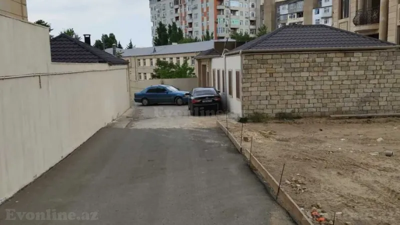 Satılır Torpaq 6 sot Azadlıq prospekti m.