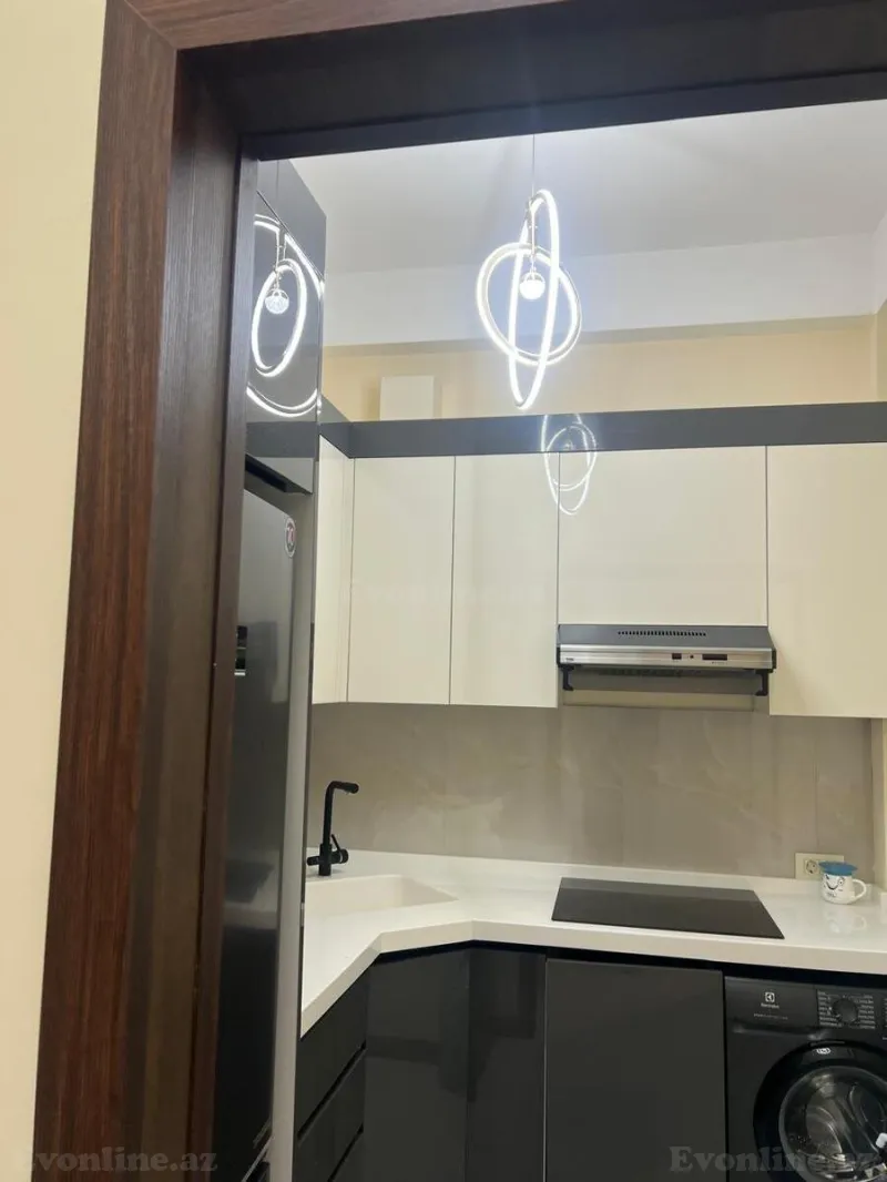 Kirayə verilir 2 otaqlı Mənzil Yeni tikili 70 m² İnşaatçılar m. - şəkil 7