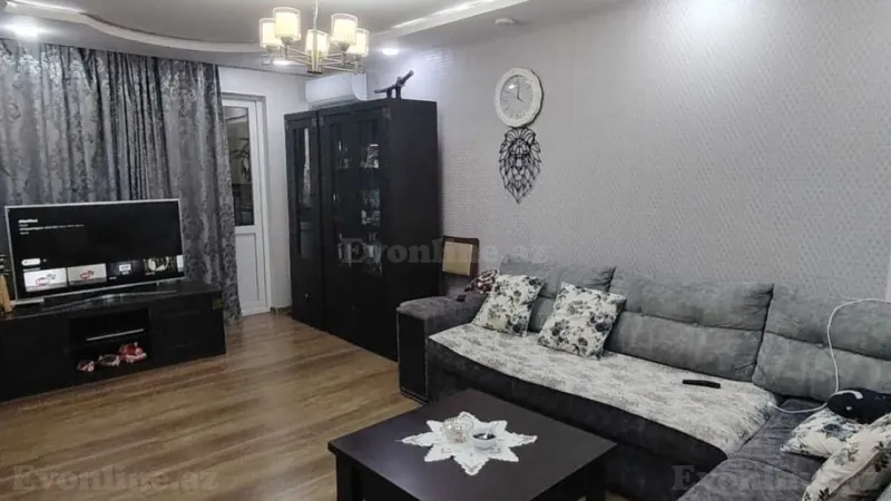 Satılır 3 otaqlı Mənzil Köhnə tikili 75 m² Neftçilər m. - şəkil 3