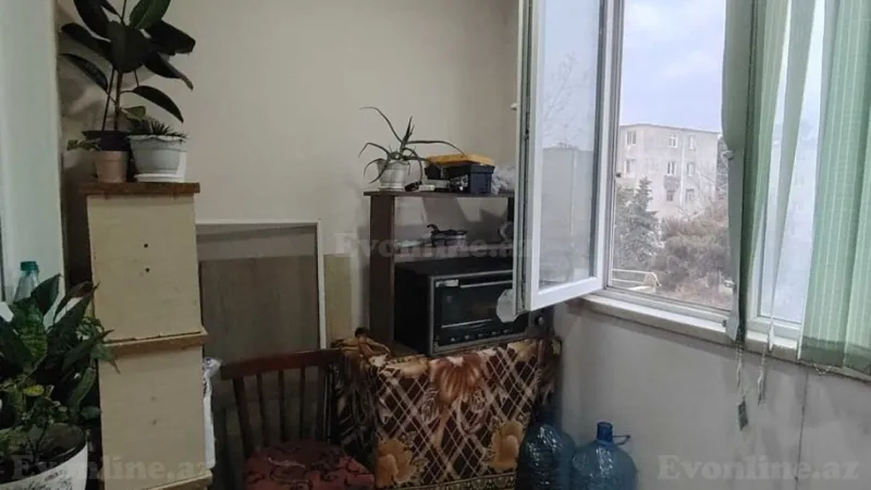 Satılır 3 otaqlı Mənzil Köhnə tikili 75 m² Neftçilər m. - şəkil 7