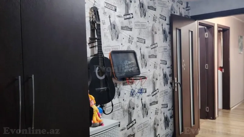 Satılır 3 otaqlı Mənzil Köhnə tikili 75 m² Neftçilər m. - şəkil 11