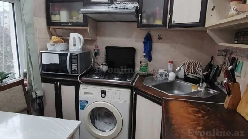 Satılır 3 otaqlı Mənzil Köhnə tikili 75 m² Neftçilər m. - şəkil 16