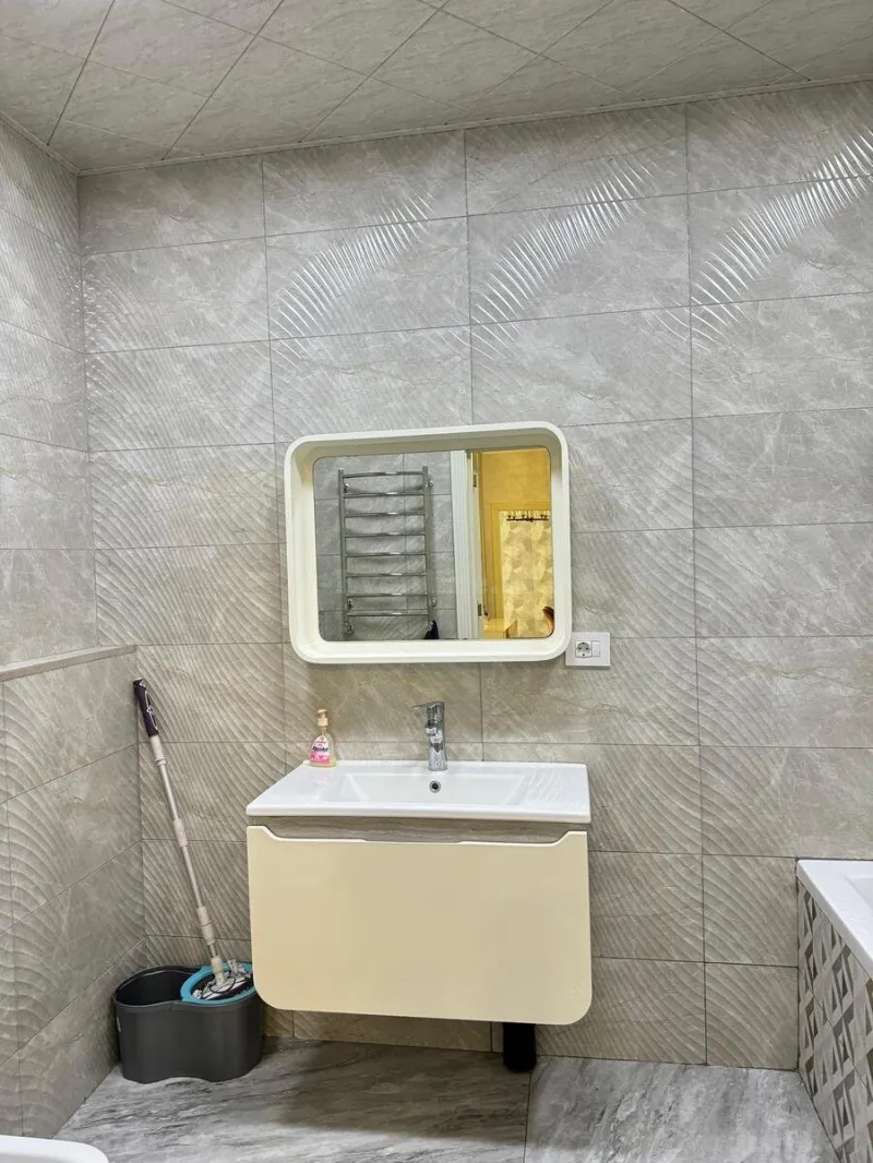 Kirayə verilir 2 otaqlı Mənzil Yeni tikili 100 m² 8 Noyabr m. - şəkil 15