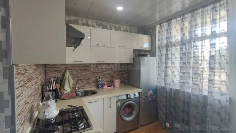 Satılır 3 otaqlı Mənzil Köhnə tikili 72 m² Sumqayıt - şəkil 3