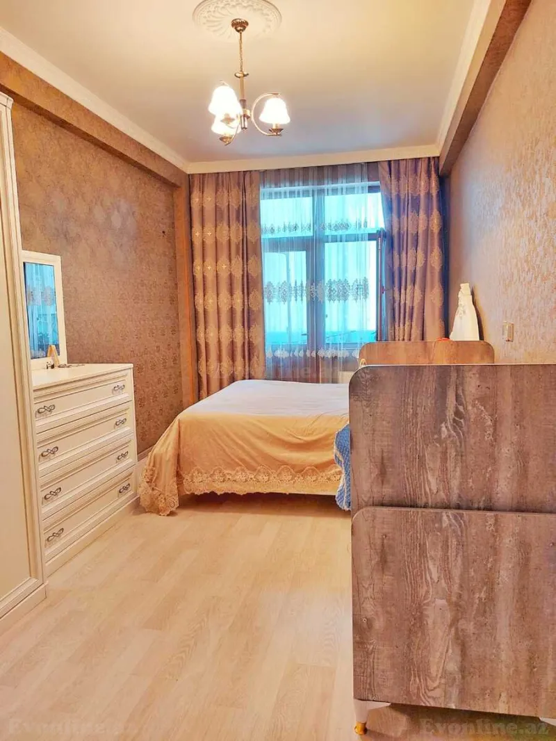 Satılır 2 otaqlı Mənzil Yeni tikili 75 m² İnşaatçılar m. - şəkil 3