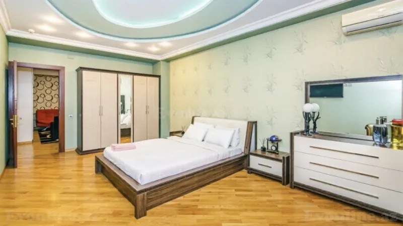 Kirayə verilir 3 otaqlı Mənzil Yeni tikili 220 m² 28 May m. - şəkil 5