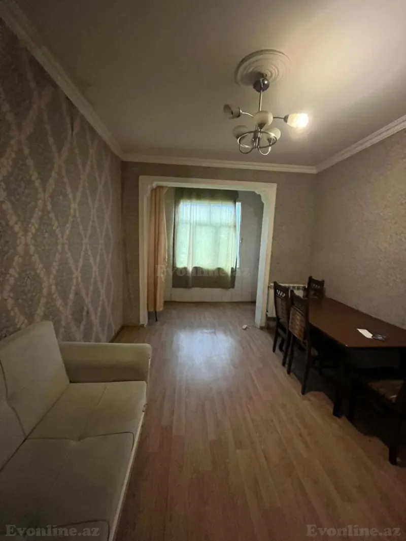 Kirayə verilir 2 otaqlı Mənzil Köhnə tikili 50 m² 5-ci mikrorayon