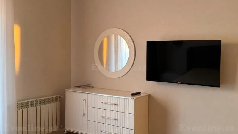 Kirayə verilir 2 otaqlı Mənzil Yeni tikili 90 m² Xətai r. - şəkil 4