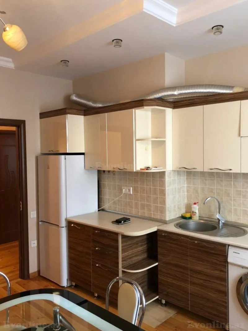Satılır 2 otaqlı Mənzil Yeni tikili 100 m² Yasamal r. - şəkil 5