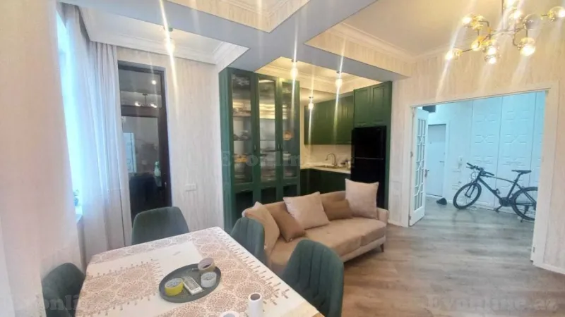 Satılır 3 otaqlı Mənzil Yeni tikili 70 m² Səbail r. - şəkil 4