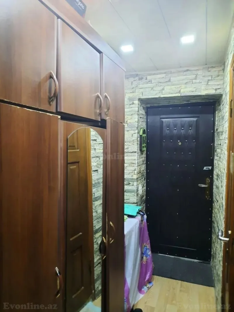 Satılır 2 otaqlı Mənzil Köhnə tikili 40 m² Neftçilər m. - şəkil 6