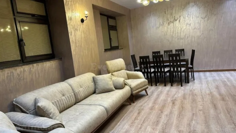 Kirayə verilir 3 otaqlı Mənzil Yeni tikili 141 m² 8 Noyabr m. - şəkil 5
