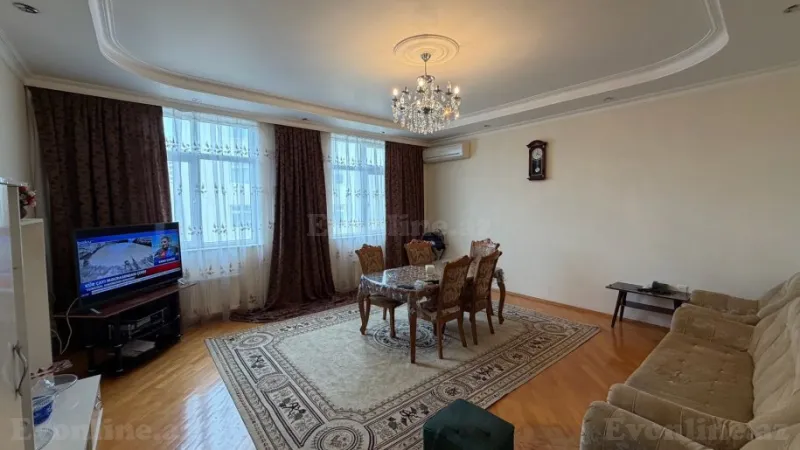 3 otaqlı Mənzil 125 m² Memar Əcəmi m. Satılır