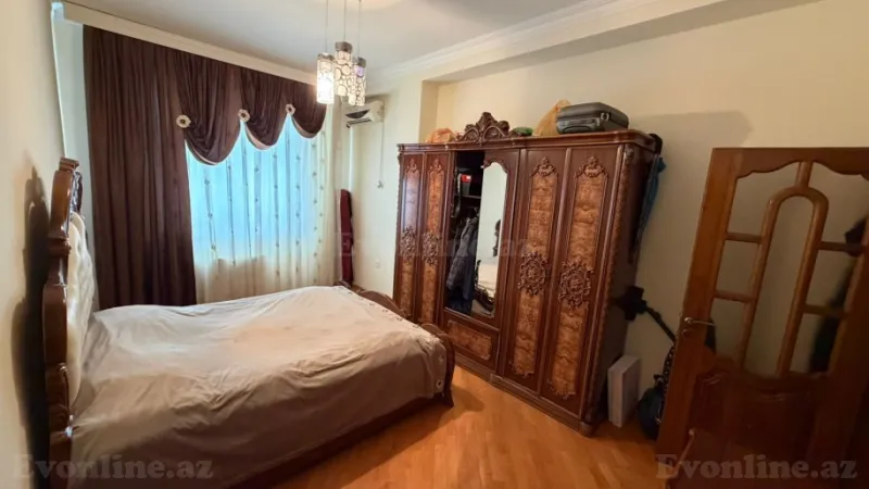 Satılır 3 otaqlı Mənzil Yeni tikili 125 m² Memar Əcəmi m. - şəkil 4
