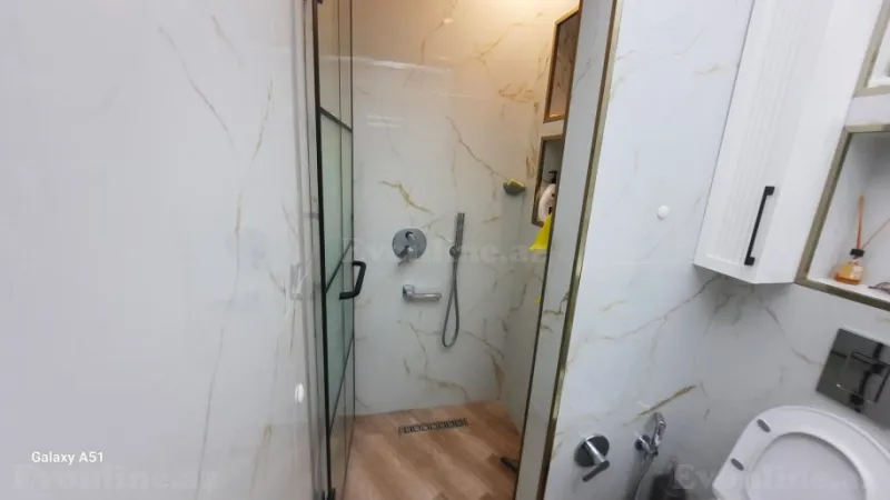 Satılır 2 otaqlı Mənzil Köhnə tikili 70 m² Elmlər Akademiyası m. - şəkil 7