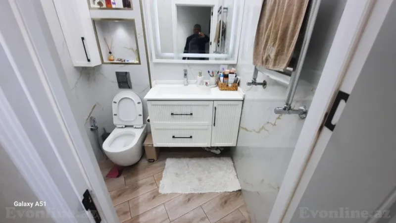 Satılır 2 otaqlı Mənzil Köhnə tikili 70 m² Elmlər Akademiyası m. - şəkil 8