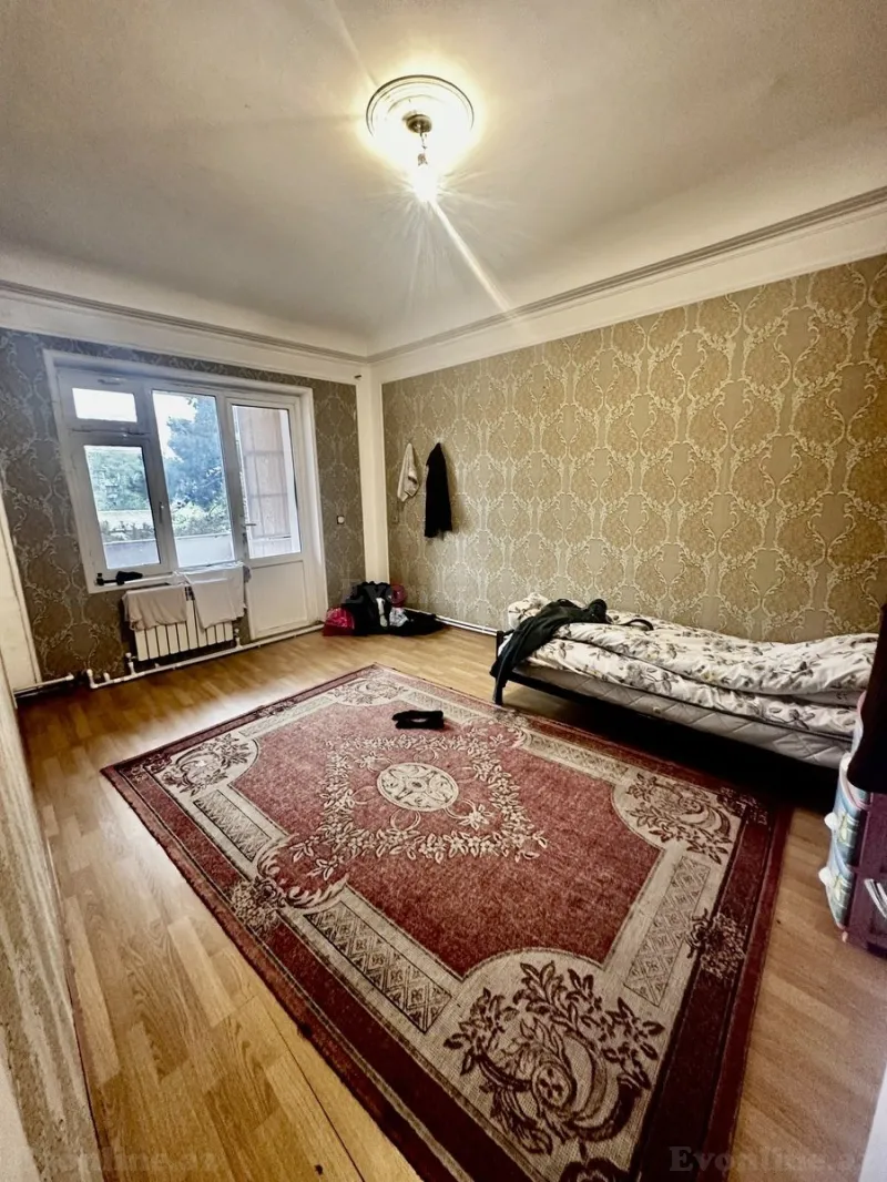 Satılır 3 otaqlı Mənzil Köhnə tikili 72 m² Neftçilər m. - şəkil 6