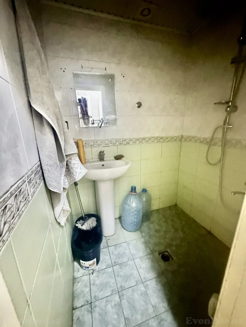 Satılır 3 otaqlı Mənzil Köhnə tikili 72 m² Neftçilər m. - şəkil 7