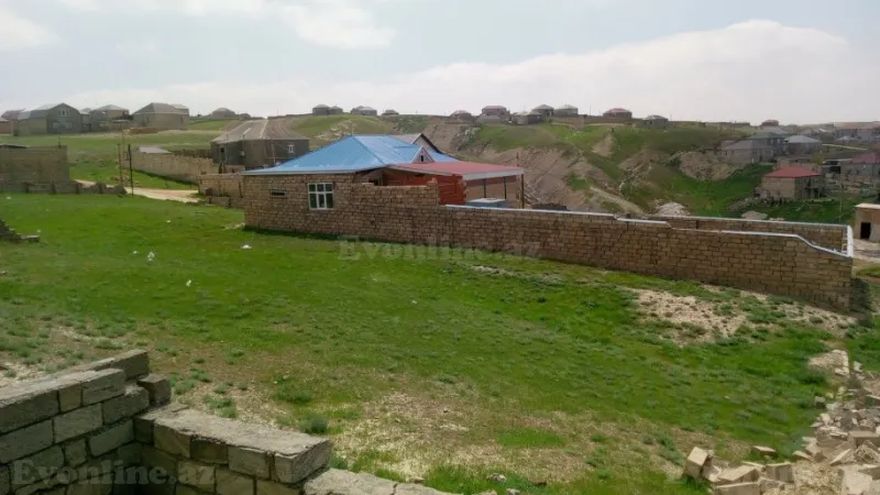Torpaq Qobu Satılır