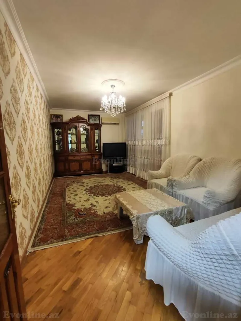 Satılır 3 otaqlı Mənzil Köhnə tikili 80 m² Xalqlar Dostluğu m. - şəkil 2