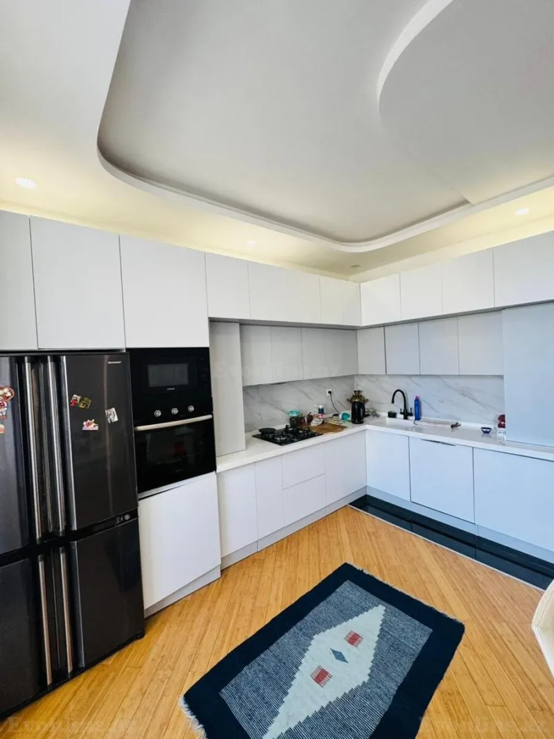 4 otaqlı Mənzil 170 m² Nəsimi r. Satılır