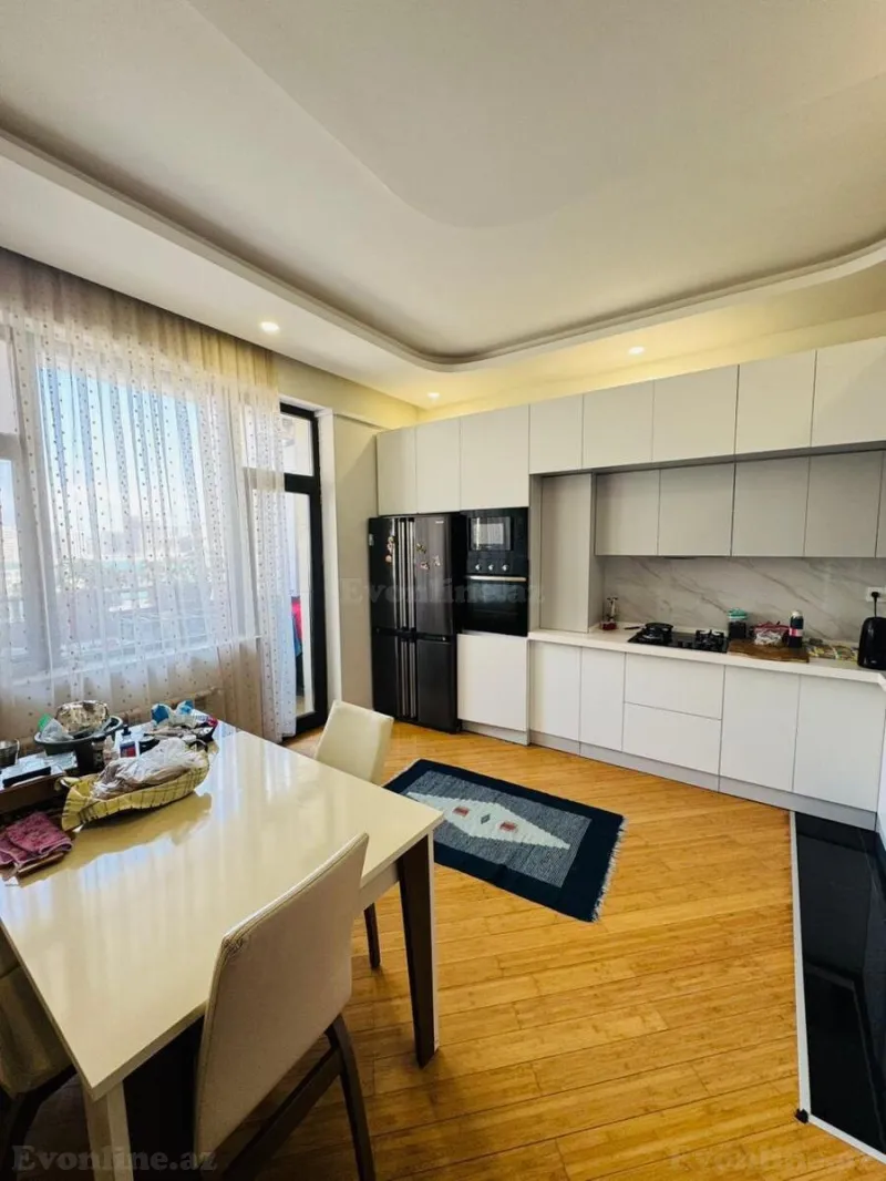 Satılır 4 otaqlı Mənzil Yeni tikili 170 m² Nəsimi r. - şəkil 4