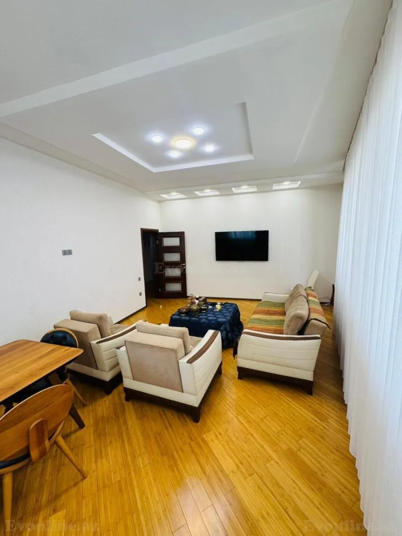Satılır 4 otaqlı Mənzil Yeni tikili 170 m² Nəsimi r. - şəkil 5