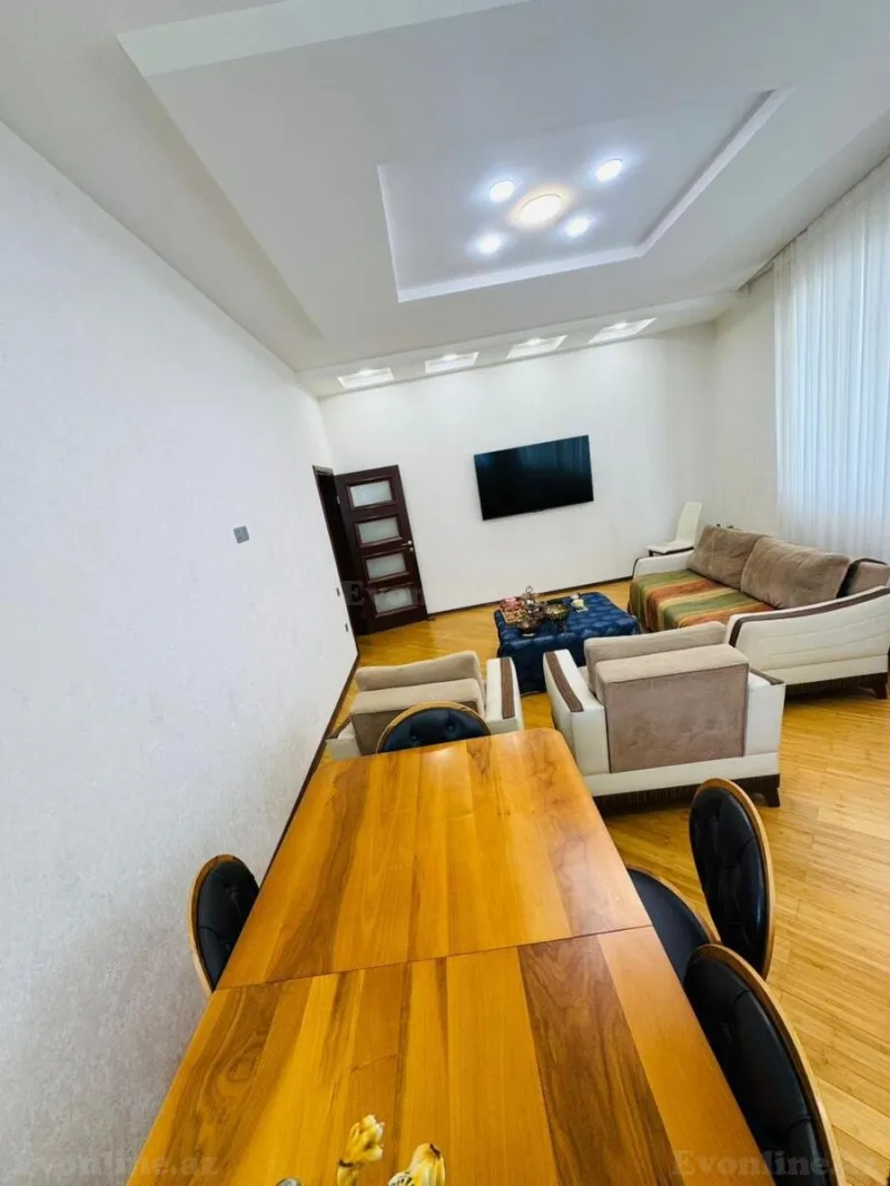 Satılır 4 otaqlı Mənzil Yeni tikili 170 m² Nəsimi r. - şəkil 8