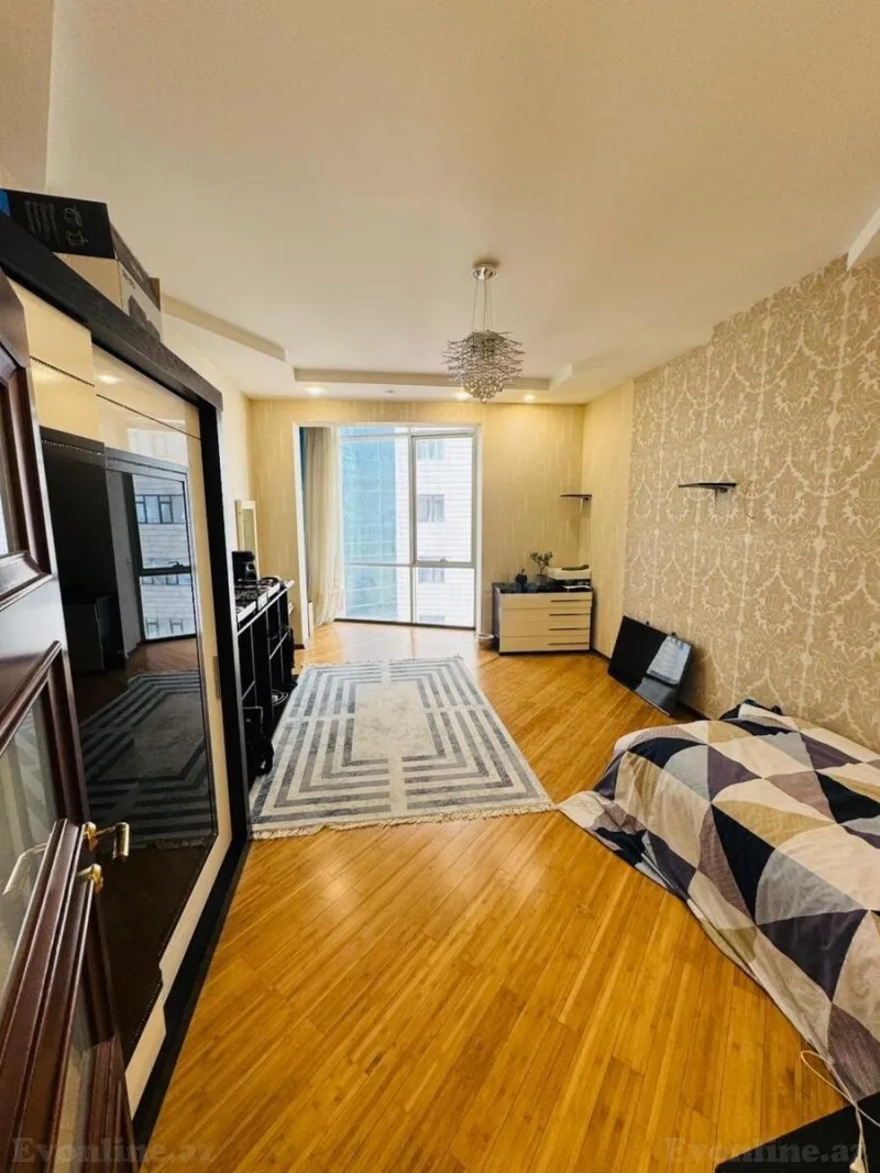 Satılır 4 otaqlı Mənzil Yeni tikili 170 m² Nəsimi r. - şəkil 9