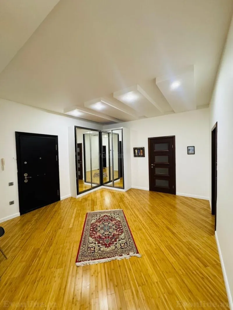 Satılır 4 otaqlı Mənzil Yeni tikili 170 m² Nəsimi r. - şəkil 19