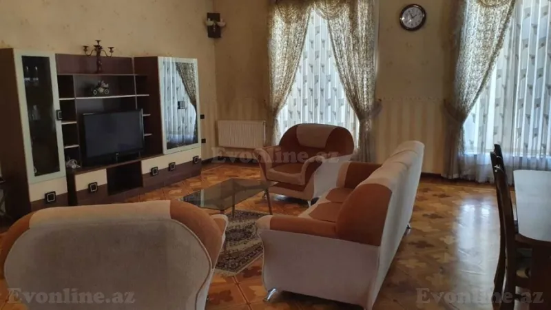 Kirayə verilir 4 otaqlı Mənzil Köhnə tikili 200 m² Nizami m. - şəkil 17